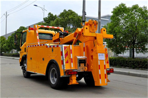 新昌高速路拖车费